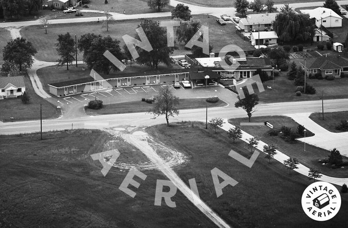 Vassar Inn (Wesley Motel) - 1975 Aerial Photo (newer photo)